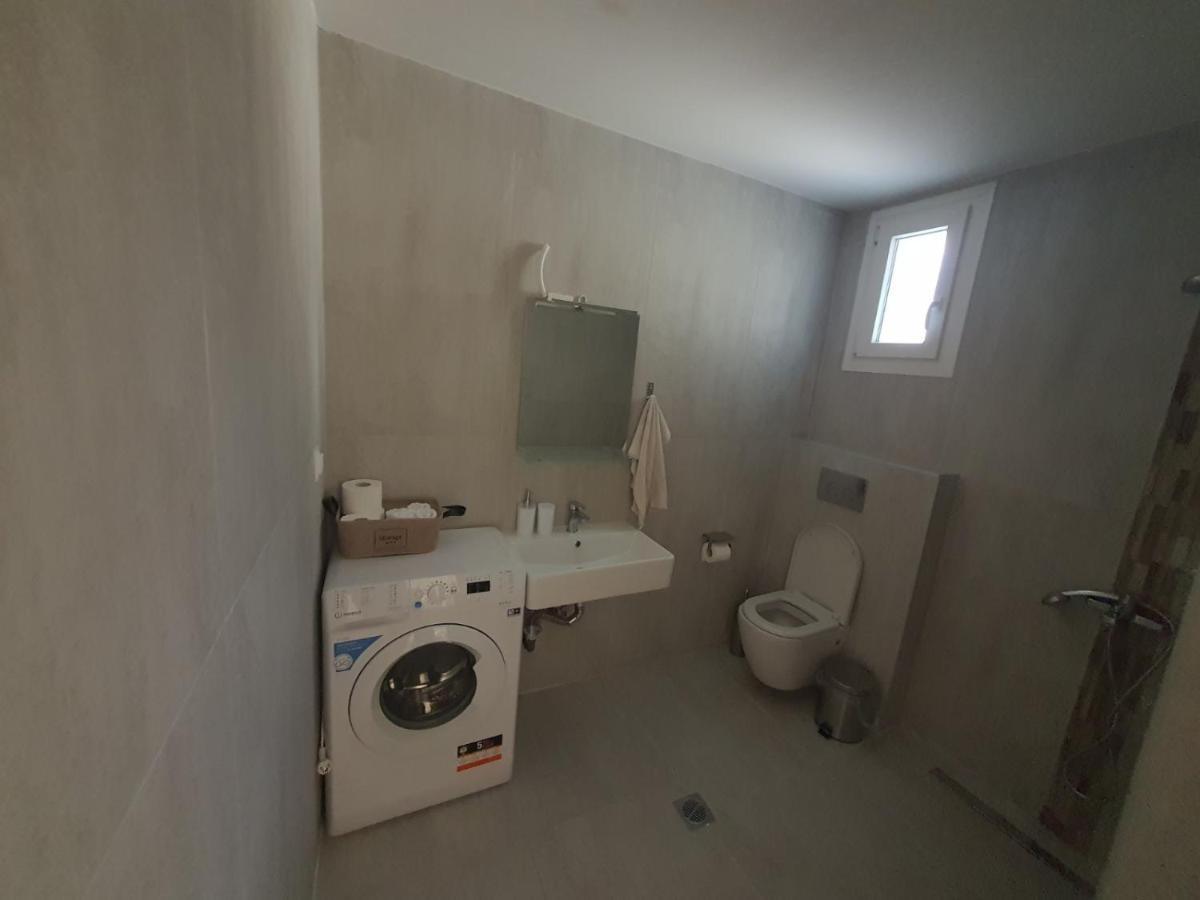 Apartment New ,50m From The Sea At Nea Irakleia. Nea Iraklia